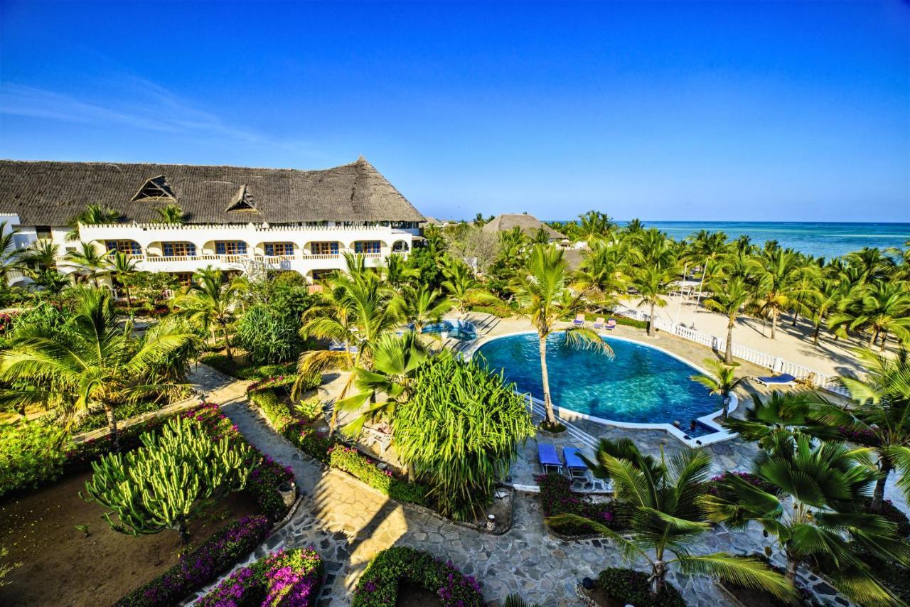Jumbo Club Watamu Hotel Exterior photo