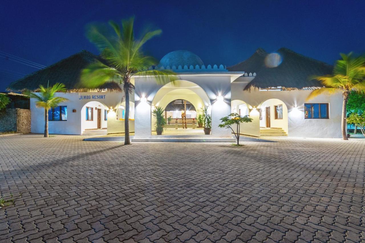 Jumbo Club Watamu Hotel Exterior photo